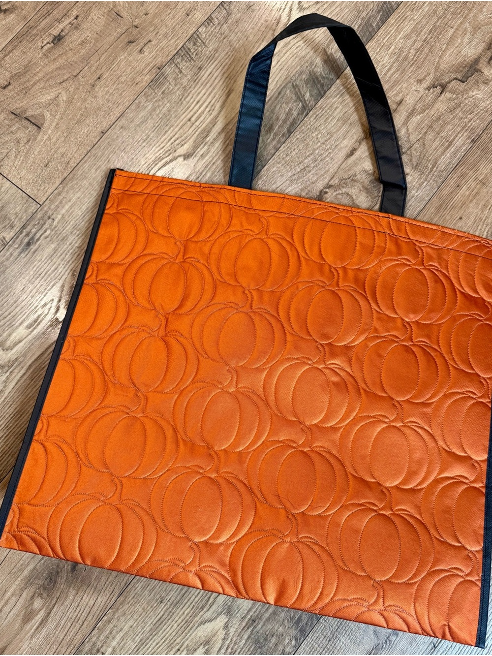 Pumpkin 🎃Fall Marshalls Orange Quilted Tote with Black Handles